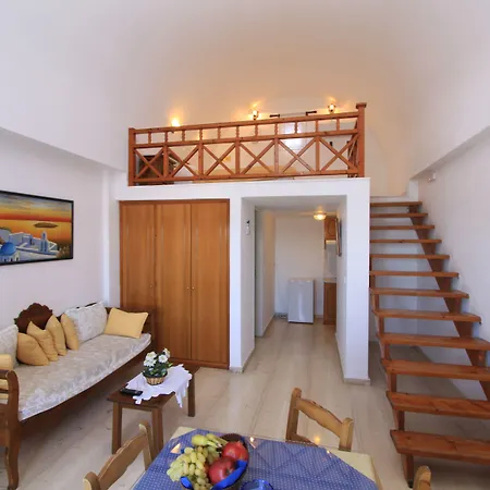 Aegean View 公寓式酒店 Kamári