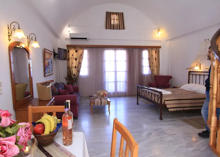 Aegean View Kamari (Santorini)